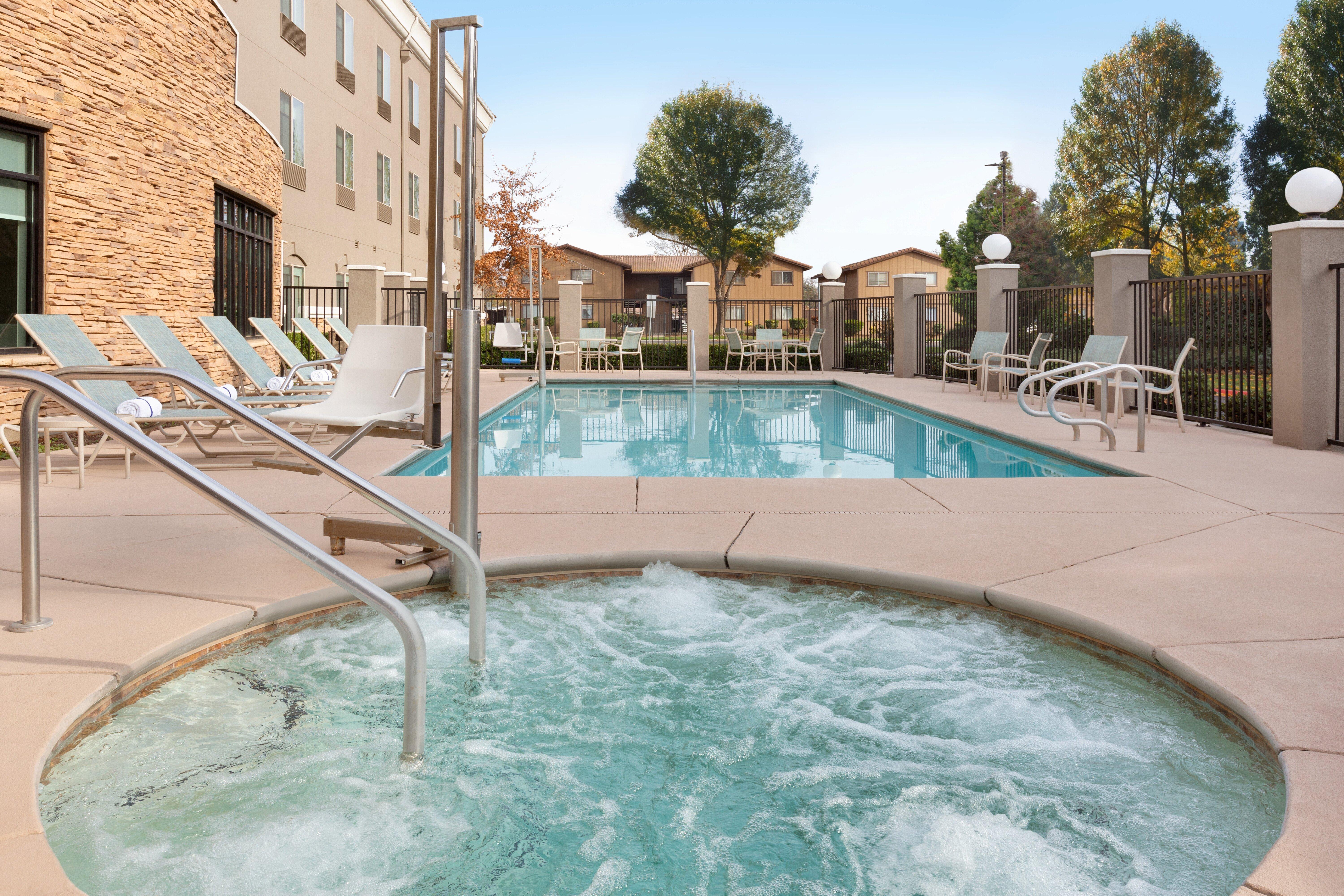 Holiday Inn Express & Suites Merced - Yosemite Natl Pk Area, An Ihg Hotel Zewnętrze zdjęcie